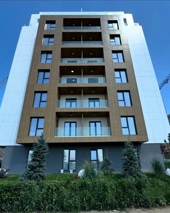 First Estates Pipera – imagine 2