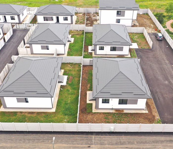 Vila 4 camere de vanzare decomandat, 93 mp, Ilfov Vest, Bragadiru